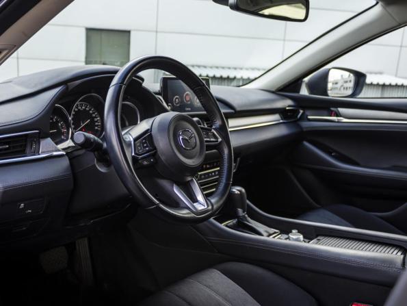 Mazda 6 III (GJ) Рестайлинг 2 с пробегом 2021 года, цена 2 679 000 рублей, 27409 км, седан, Автокод Объявления