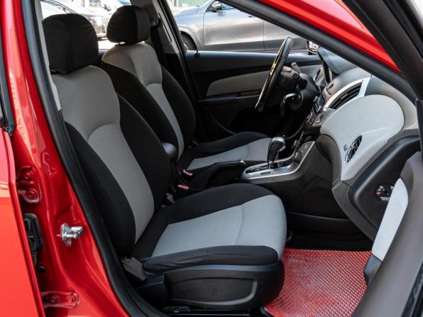 Chevrolet Cruze I Рестайлинг с пробегом 2014 года, цена 860 000 рублей, 136407 км, хэтчбек, Автокод Объявления