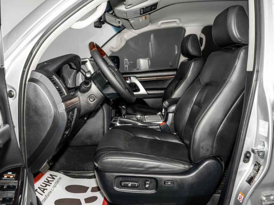 Toyota Land Cruiser 200 Series Рестайлинг 2 Иркутск  - изображение 6