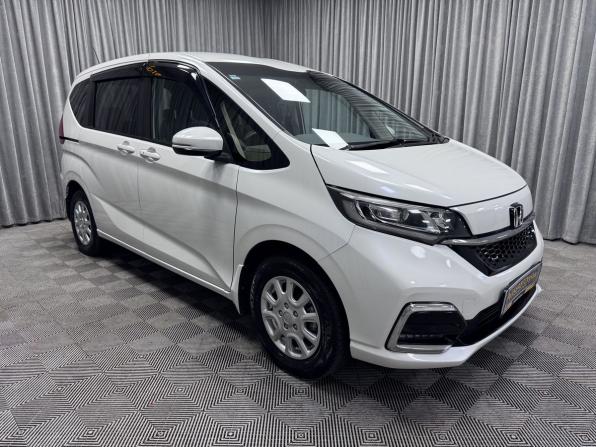Honda Freed II Рестайлинг с пробегом 2020 года, цена 1 850 000 рублей, 54597 км, компактвэн, Автокод Объявления