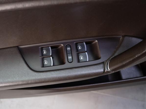 Volkswagen Touareg II с пробегом 2013 года, цена 2 599 000 рублей, 172738 км, внедорожник, Автокод Объявления