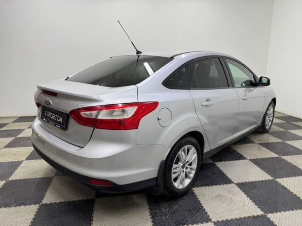 Ford Focus III с пробегом 2011 года, цена 935 000 рублей, 100000 км, седан, Автокод Объявления