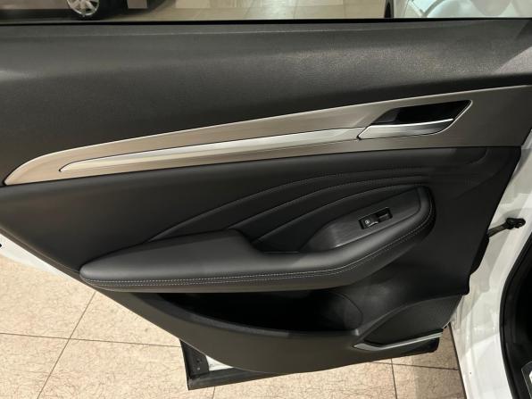 Haval F7 I с пробегом 2021 года, цена 1 599 000 рублей, 93621 км, внедорожник, Автокод Объявления