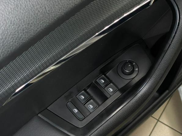 Skoda Kamiq I с пробегом 2020 года, цена 2 099 000 рублей, 58711 км, внедорожник, Автокод Объявления