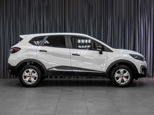 Renault Kaptur I с пробегом 2018 года, цена 1 289 000 рублей, 139731 км, внедорожник, Автокод Объявления