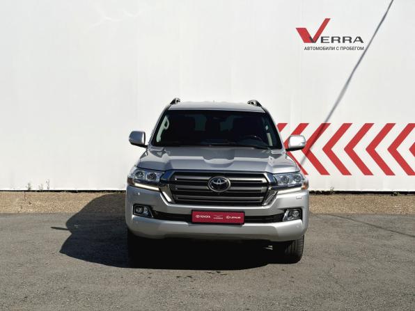 Toyota Land Cruiser 200 Series Рестайлинг 2 с пробегом 2020 года, цена 8 120 000 рублей, 155041 км, внедорожник, Автокод Объявления