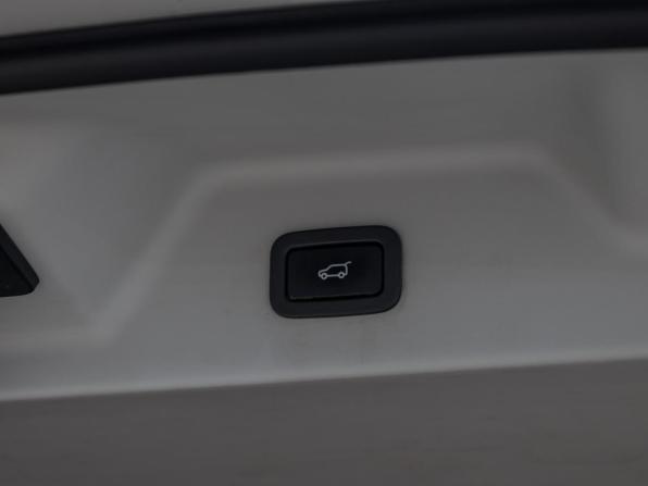 Land Rover Range Rover IV с пробегом 2014 года, цена 2 900 000 рублей, 198246 км, внедорожник, Автокод Объявления