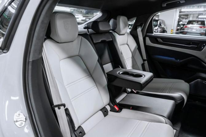 Новый Porsche Cayenne III Рестайлинг 2026 года, цена 23 900 000 рублей, внедорожник, Автокод Объявления