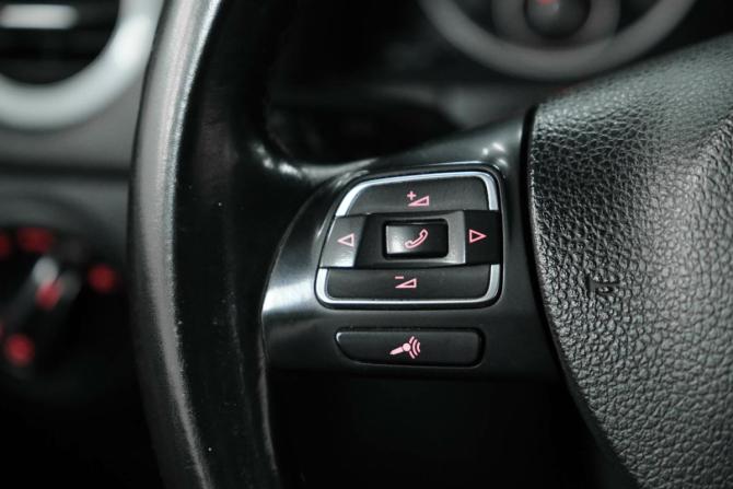 Volkswagen Tiguan I Рестайлинг с пробегом 2016 года, цена 1 130 000 рублей, 251419 км, внедорожник, Автокод Объявления