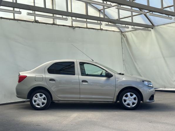 Renault Logan II с пробегом 2018 года, цена 680 000 рублей, 164173 км, седан, Автокод Объявления