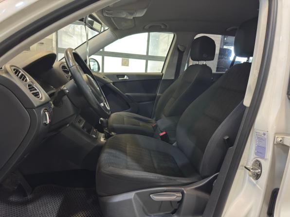 Volkswagen Tiguan I Рестайлинг с пробегом 2013 года, цена 839 000 рублей, 313000 км, внедорожник, Автокод Объявления