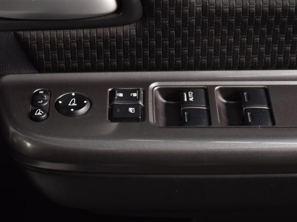 Honda Stepwgn V Рестайлинг с пробегом 2017 года, цена 2 275 995 рублей, 121736 км, минивэн, Автокод Объявления