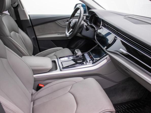 Audi Q8 I (4M) с пробегом 2019 года, цена 5 550 000 рублей, 119319 км, внедорожник, Автокод Объявления