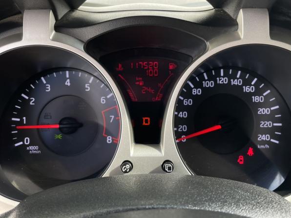 Nissan Juke I с пробегом 2012 года, цена 980 000 рублей, 117478 км, внедорожник, Автокод Объявления