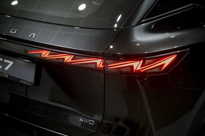 Новый Omoda C7 2026 года, цена 3 499 000 рублей, внедорожник, Автокод Объявления