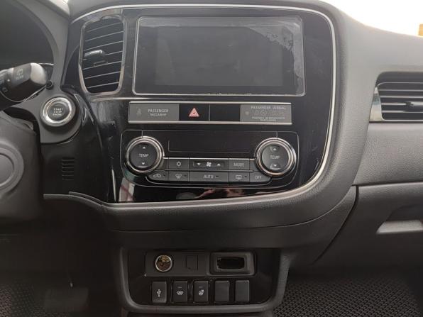 Mitsubishi Outlander III Рестайлинг 3 с пробегом 2019 года, цена 2 185 000 рублей, 108270 км, внедорожник, Автокод Объявления