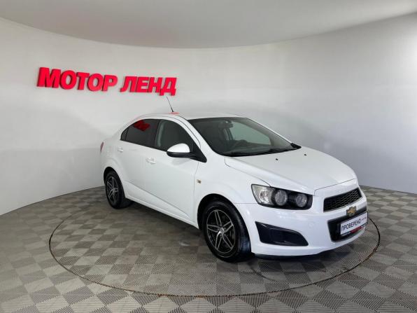 Chevrolet Aveo II с пробегом 2014 года, цена 674 000 рублей, 116981 км, седан, Автокод Объявления