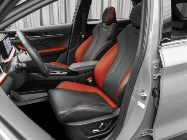 Geely Coolray I Рестайлинг с пробегом 2024 года, цена 2 240 000 рублей, 30899 км, внедорожник, Автокод Объявления