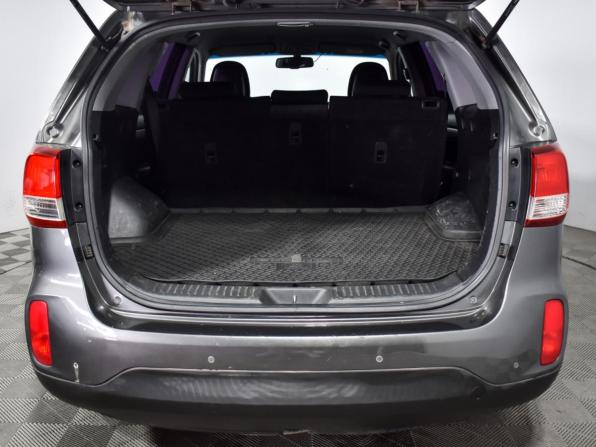 Kia Sorento II Рестайлинг с пробегом 2014 года, цена 1 127 900 рублей, 371778 км, внедорожник, Автокод Объявления