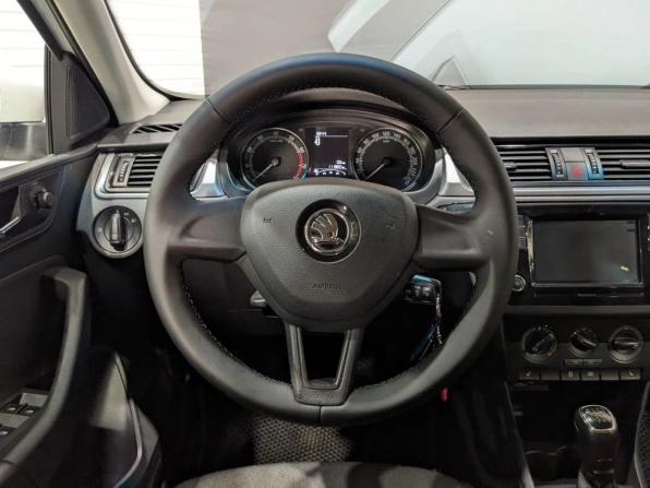 Skoda Rapid I Рестайлинг с пробегом 2019 года, цена 1 165 000 рублей, 111775 км, лифтбек, Автокод Объявления