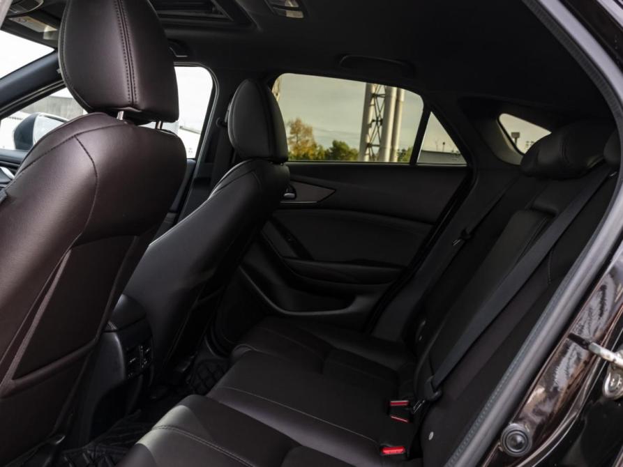 Mazda CX-4 I Рестайлинг Москва  - изображение 16
