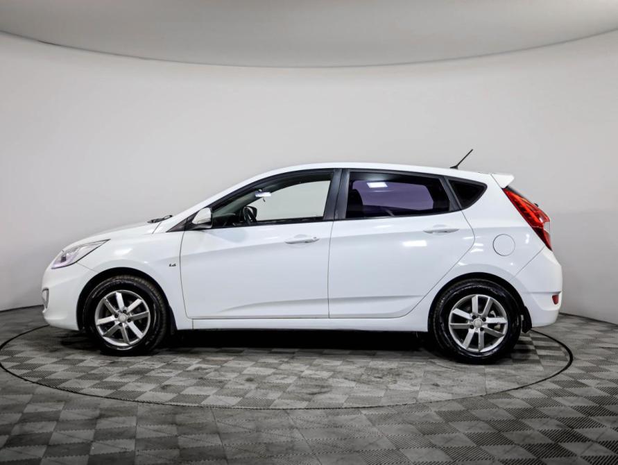 Hyundai Solaris I Санкт-Петербург  - изображение 8