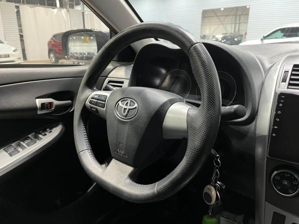 Toyota Corolla X (E140 E150) Рестайлинг с пробегом 2013 года, цена 1 026 000 рублей, 169237 км, седан, Автокод Объявления