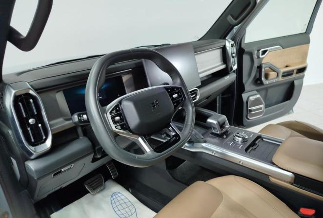 JETOUR T2 с пробегом 2024 года, цена 3 290 000 рублей, 24235 км, внедорожник, Автокод Объявления