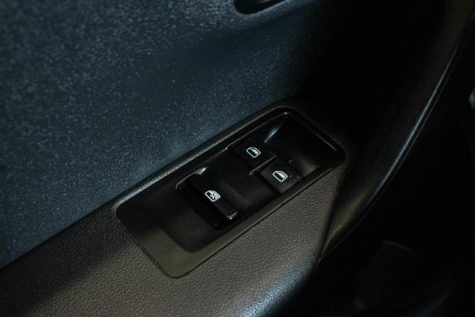 Volkswagen Polo V Рестайлинг с пробегом 2015 года, цена 809 000 рублей, 97987 км, седан, Автокод Объявления