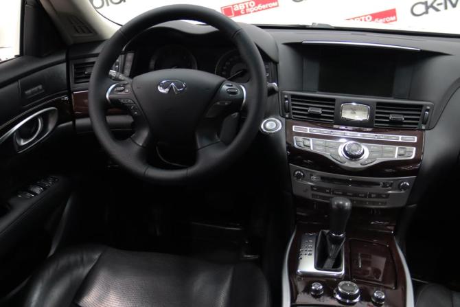 Infiniti M IV с пробегом 2013 года, цена 1 895 950 рублей, 92896 км, седан, Автокод Объявления