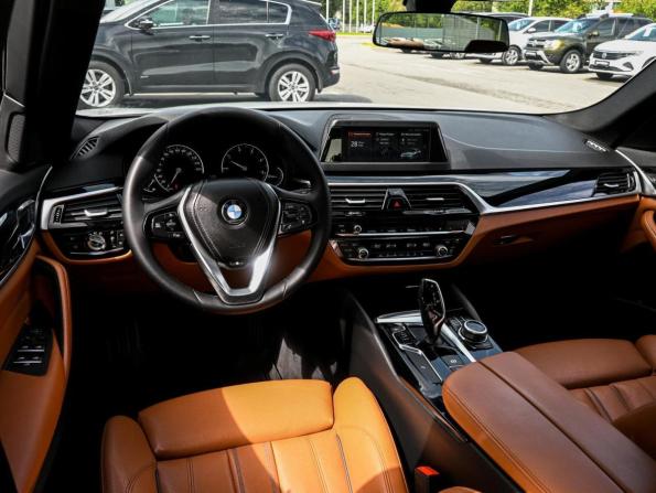 BMW 5 серии VII (G30/G31/G38) с пробегом 2017 года, цена 2 599 000 рублей, 118008 км, седан, Автокод Объявления