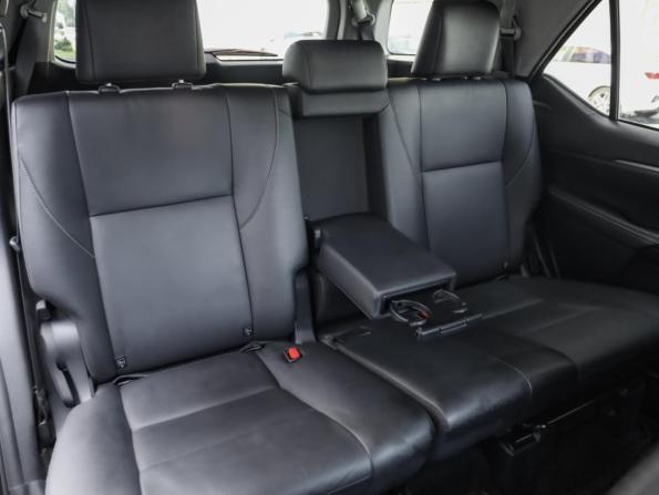 Toyota Fortuner II Рестайлинг с пробегом 2021 года, цена 4 399 000 рублей, 169050 км, внедорожник, Автокод Объявления