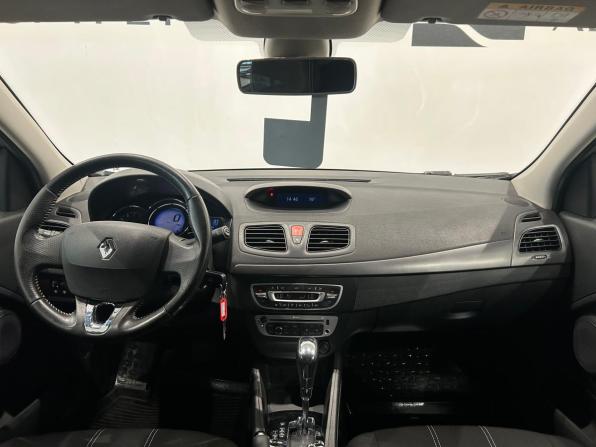 Renault Megane III Рестайлинг 2 с пробегом 2014 года, цена 829 000 рублей, 131867 км, хэтчбек, Автокод Объявления
