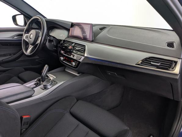 BMW 5 серии VII (G30/G31/G38) с пробегом 2019 года, цена 3 350 000 рублей, 200523 км, седан, Автокод Объявления