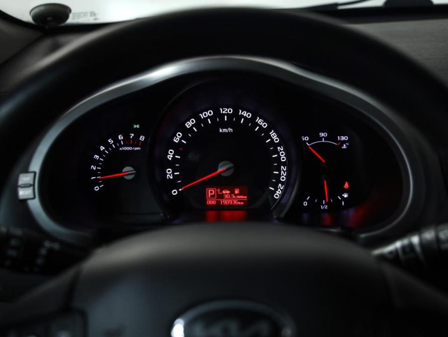 Kia Sportage III Рестайлинг Санкт-Петербург  - изображение 13