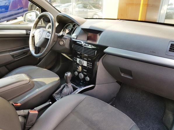 Opel Astra H Рестайлинг с пробегом 2012 года, цена 629 000 рублей, 185321 км, универсал, Автокод Объявления