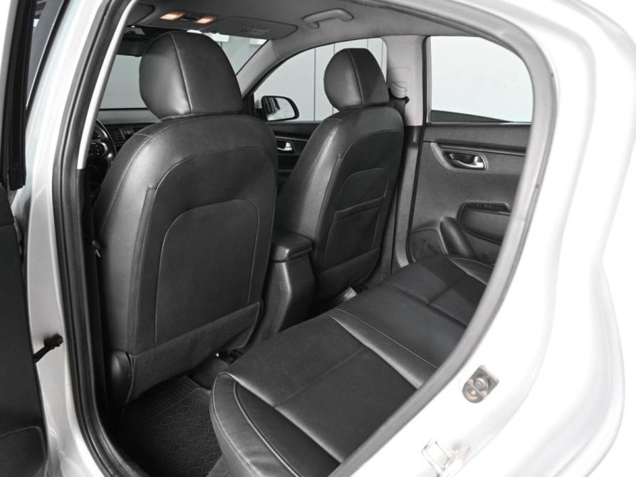 Kia Rio IV Ростов-на-Дону  - изображение 11