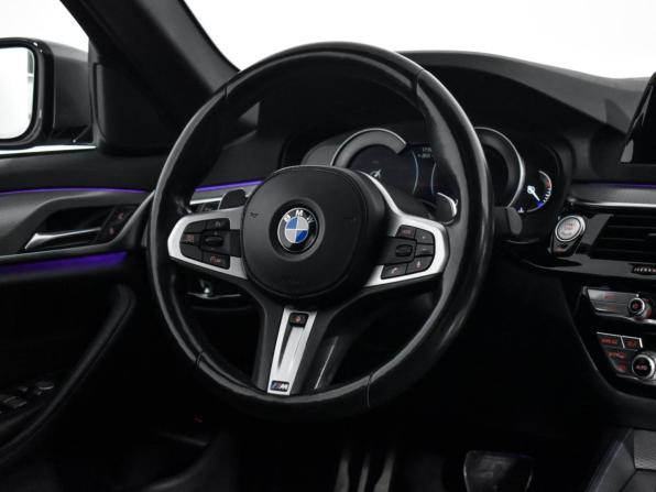BMW 5 серии VII (G30/G31/G38) с пробегом 2018 года, цена 3 250 000 рублей, 166500 км, седан, Автокод Объявления