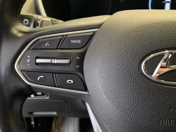 Hyundai Santa Fe IV Рестайлинг с пробегом 2021 года, цена 3 450 000 рублей, 112000 км, внедорожник, Автокод Объявления
