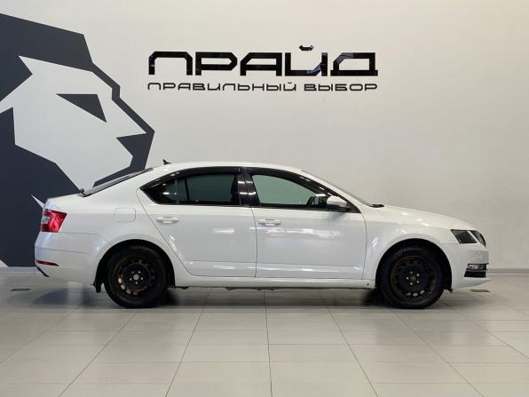 Skoda Octavia III (A7) Рестайлинг с пробегом 2019 года, цена 1 449 900 рублей, 110000 км, лифтбек, Автокод Объявления