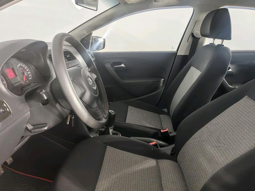 Volkswagen Polo V Санкт-Петербург  - изображение 12