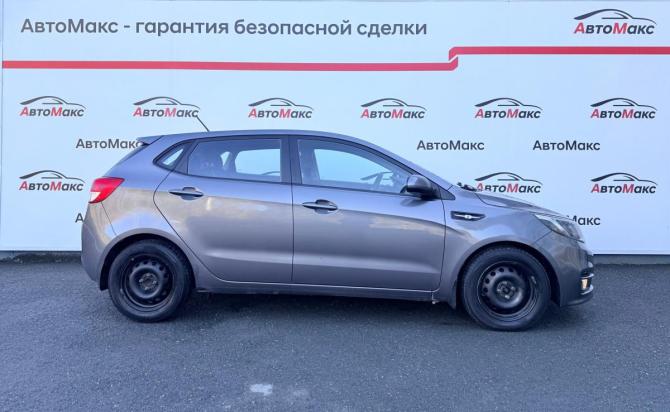 Kia Rio III Рестайлинг с пробегом 2016 года, цена 870 000 рублей, 145983 км, хэтчбек, Автокод Объявления