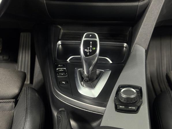 BMW 3 серии VI (F3x) Рестайлинг с пробегом 2019 года, цена 2 900 000 рублей, 125310 км, седан, Автокод Объявления
