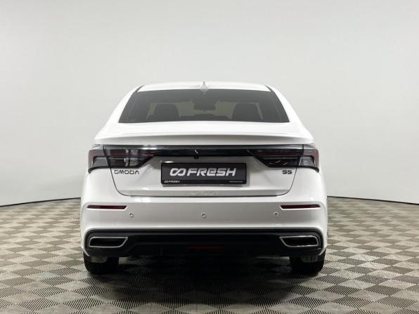 Omoda S5 с пробегом 2023 года, цена 1 410 900 рублей, 63864 км, седан, Автокод Объявления