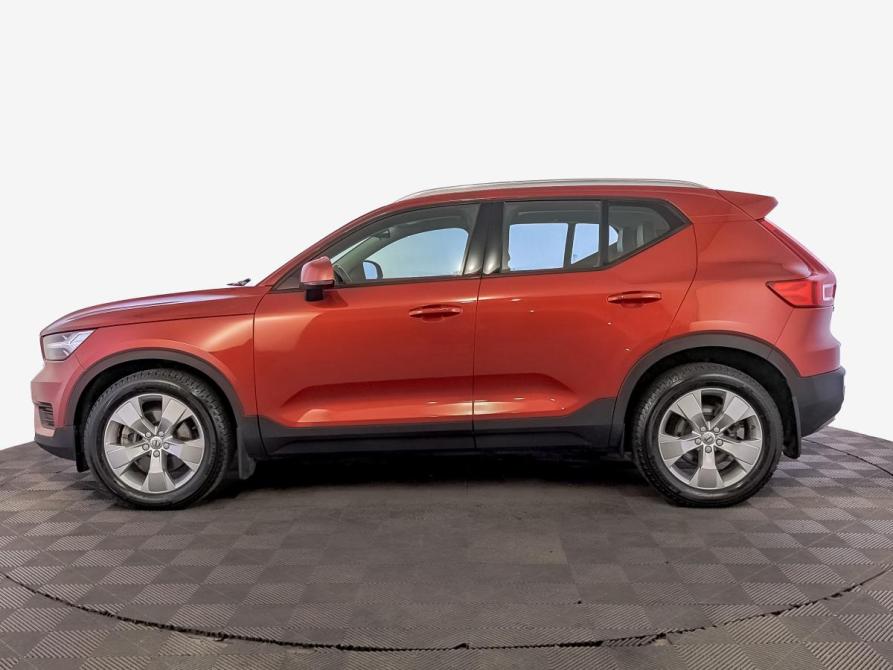Volvo XC40 I Москва  - изображение 8