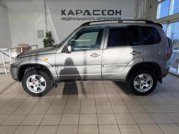 Chevrolet Niva I Рестайлинг с пробегом 2011 года, цена 520 000 рублей, 150000 км, внедорожник, Автокод Объявления