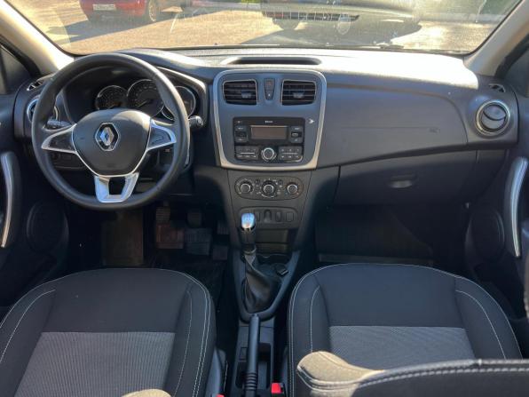 Renault Sandero II Рестайлинг с пробегом 2021 года, цена 1 330 000 рублей, 61114 км, хэтчбек, Автокод Объявления