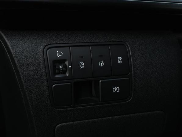 Hyundai Staria I с пробегом 2021 года, цена 4 300 000 рублей, 77752 км, минивэн, Автокод Объявления
