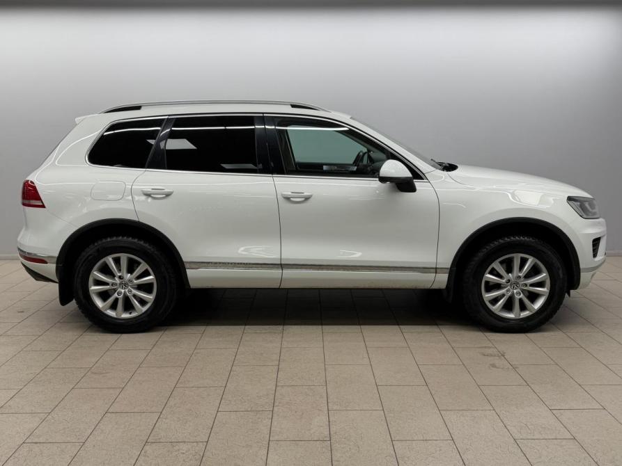 Volkswagen Touareg II Рестайлинг Санкт-Петербург  - изображение 5