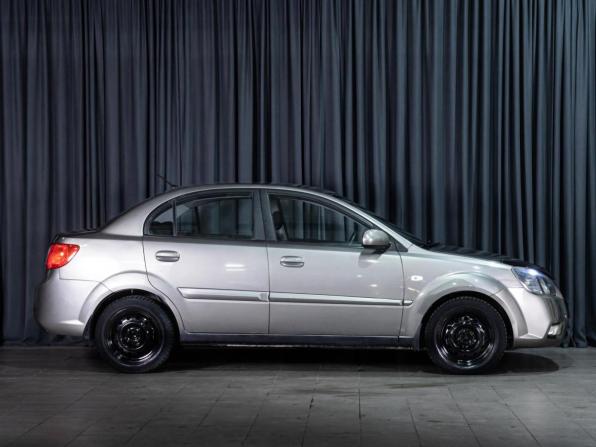 Kia Rio II Рестайлинг с пробегом 2011 года, цена 520 000 рублей, 247647 км, седан, Автокод Объявления